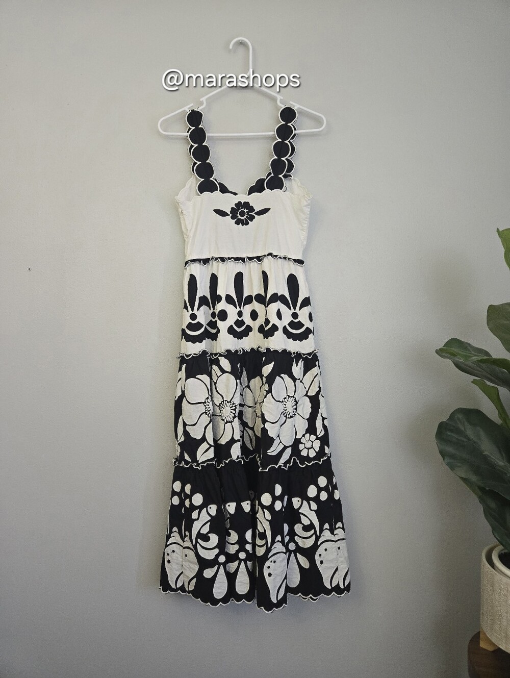 Farm Rio Tiered Floral Midi Dress - Picture 6 of 8